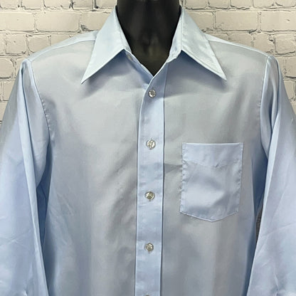 Light blue Landmark vintage 70s button-up shirt with a single pocket and glossy buttons, front view