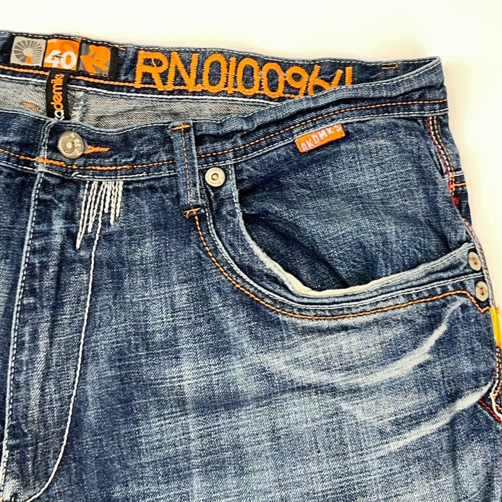 Akademiks 2000s Vintage Denim Jeans in Blue Size 40 Front View Vintage