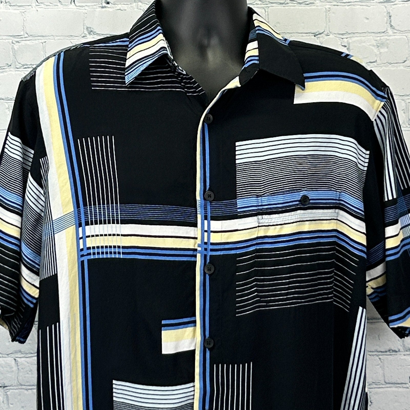 Georg Roth Los Angeles Vintage Shirt in black with blue and white geometric patterns, front view