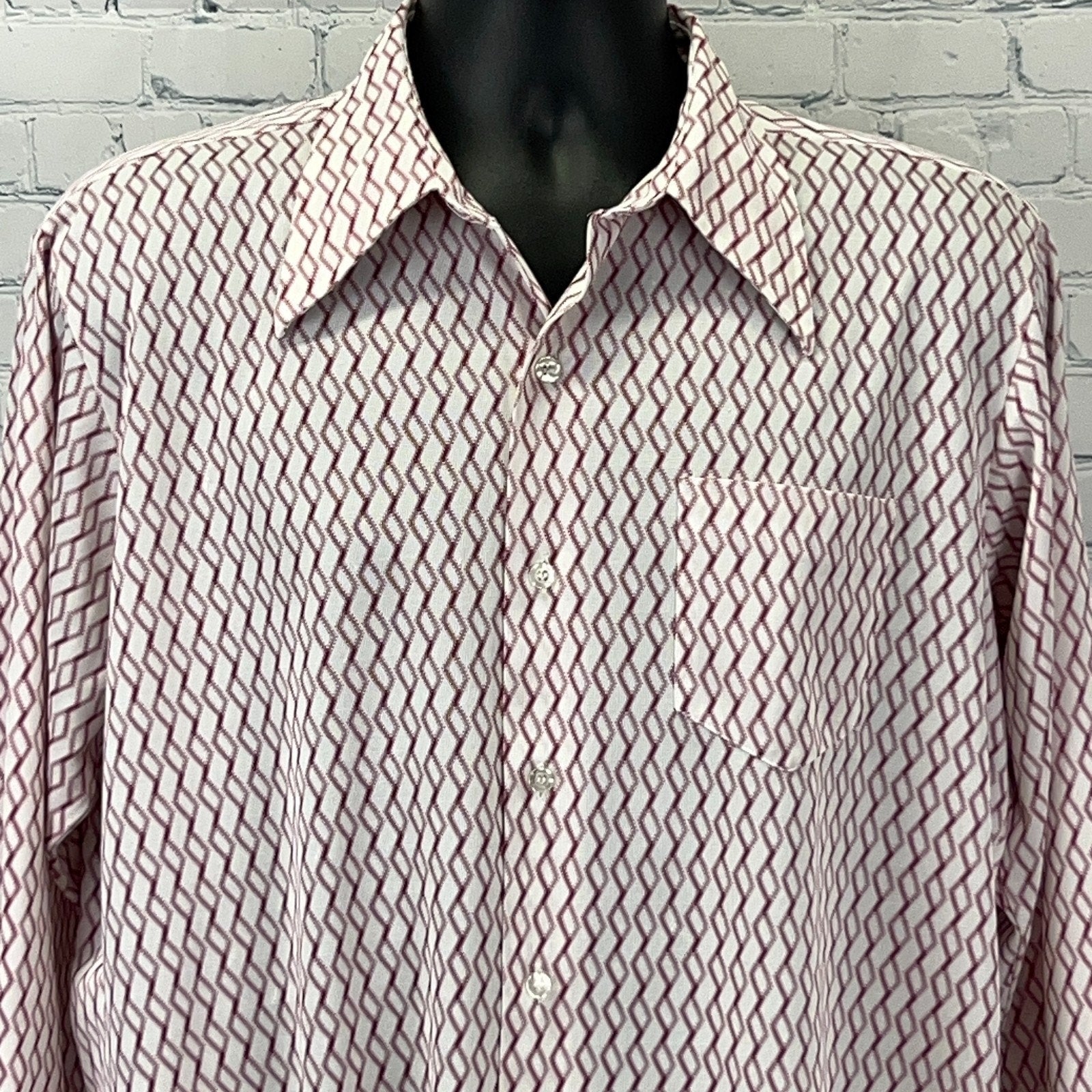 Vintage Shirt in white and maroon geometric pattern, front view with single chest pocket