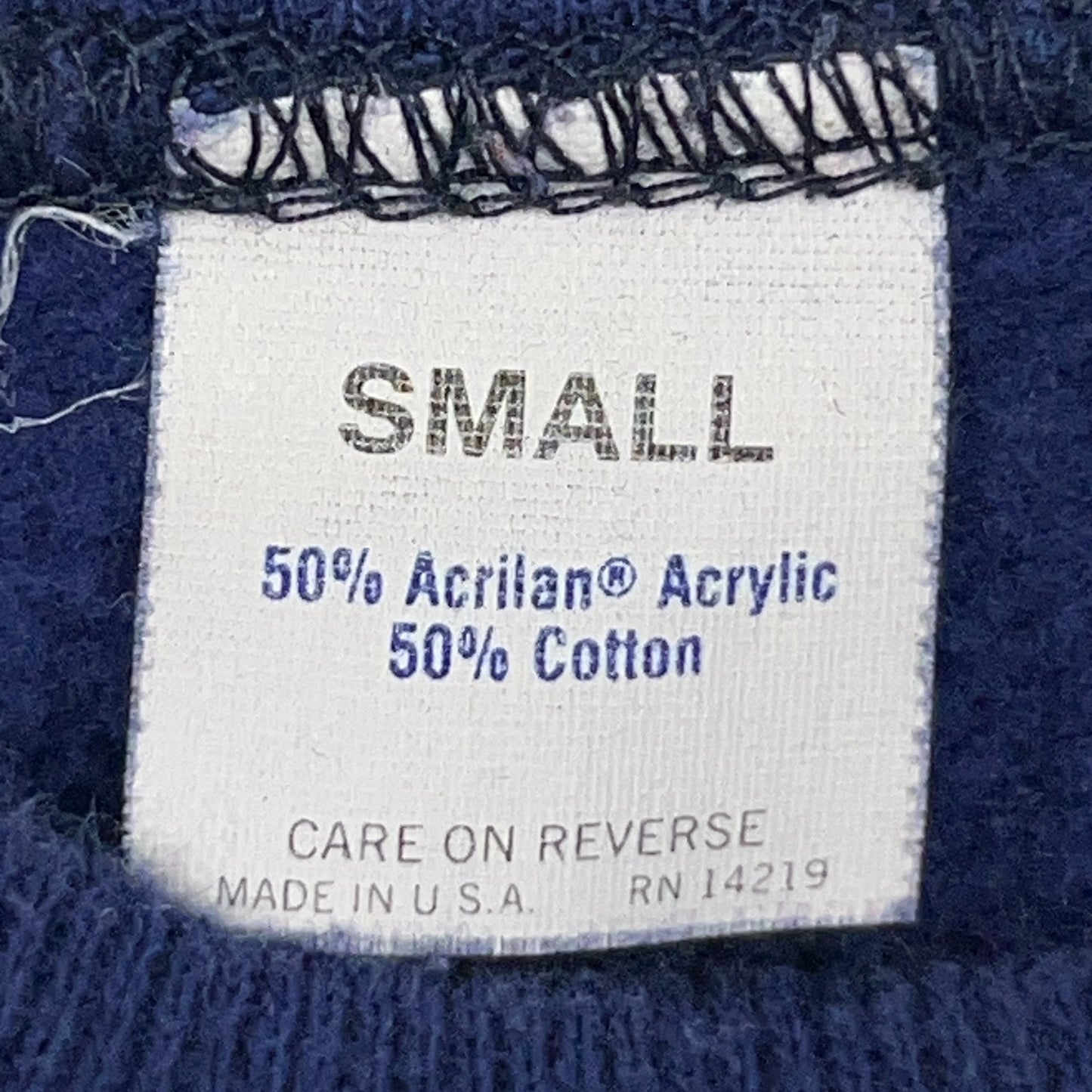 Vintage sweatshirt in navy blue size small with a classic fit and soft fabric