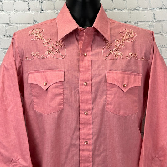 Vintage Western Shirt in light pink with embroidered details, featuring snap buttons and dual chest pockets