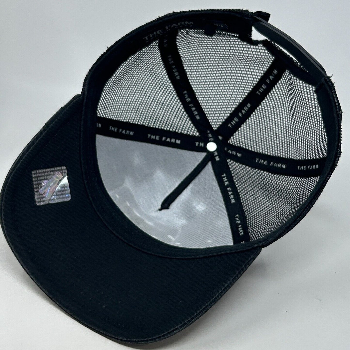 Goorin Bros Bandit Trucker Hat Baseball Cap The Farm Racoon Mesh Snapback Black