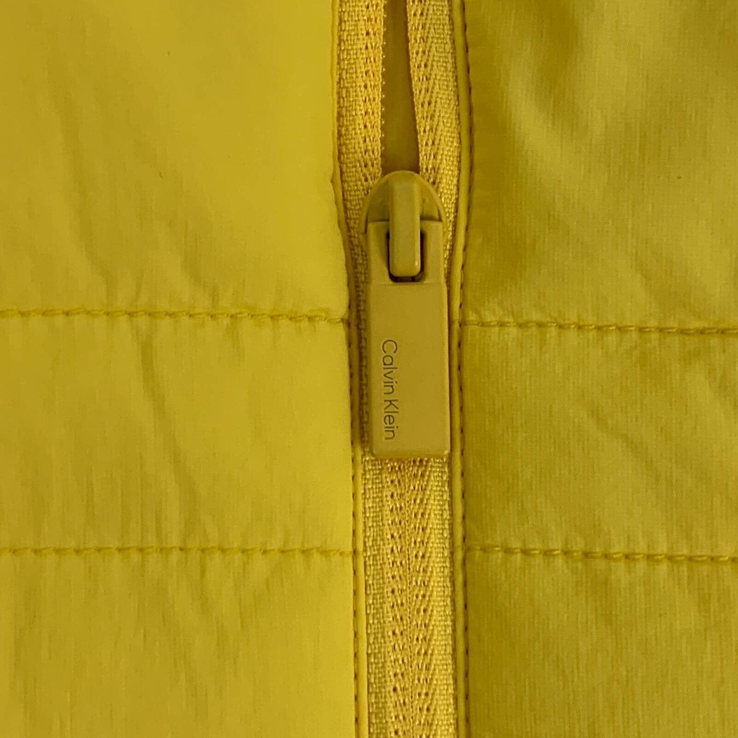 Calvin Klein CK Vest Mens Small Yellow Waist Length Pockets Mock Neck Packable